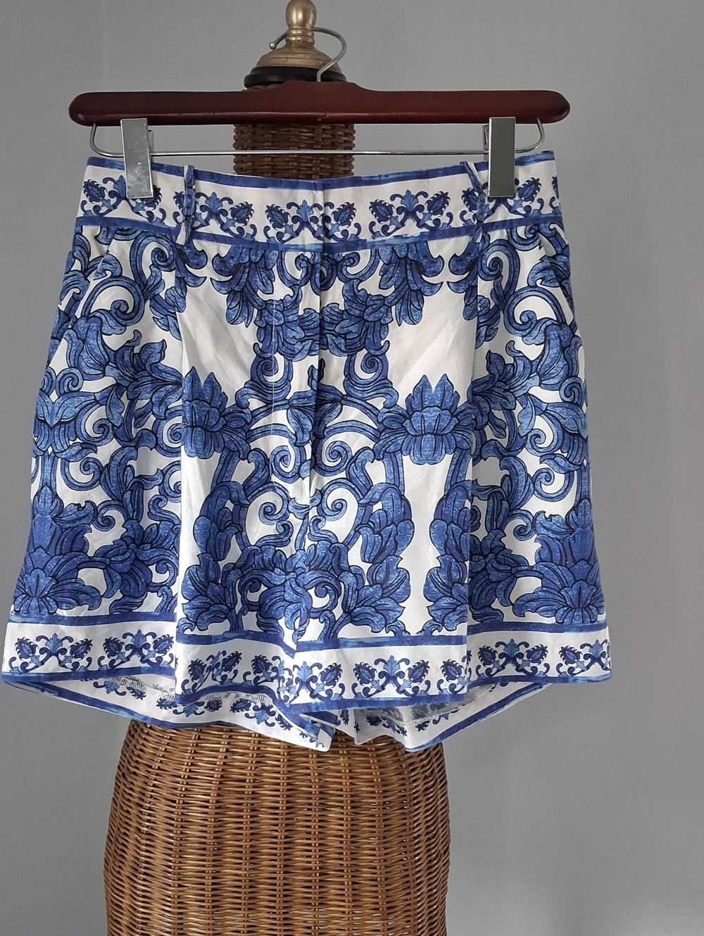 ANTONIO MELANI White and Blue Floral Print  Shorts